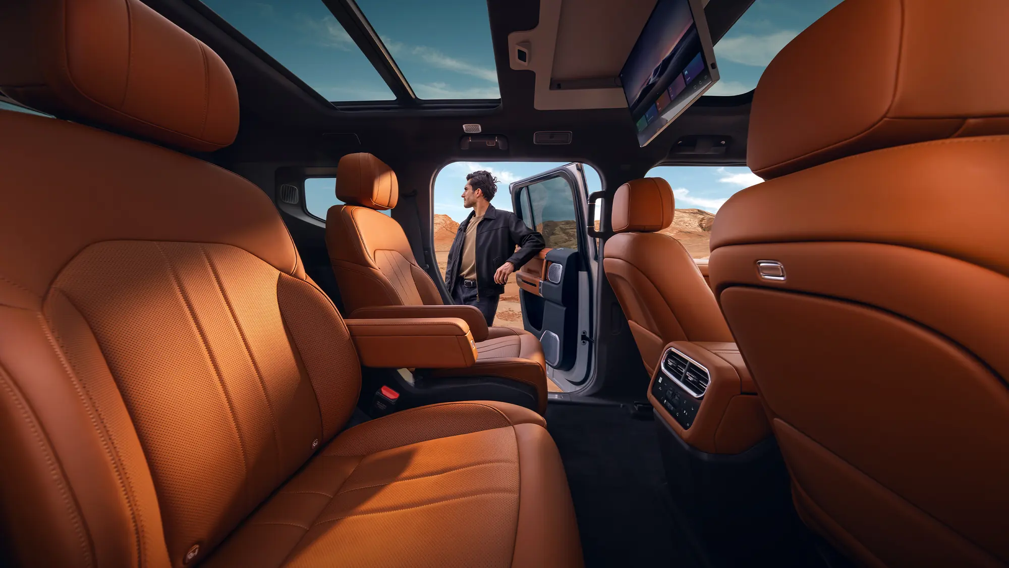 JETOUR G700 — Уужим салон — улбар шар