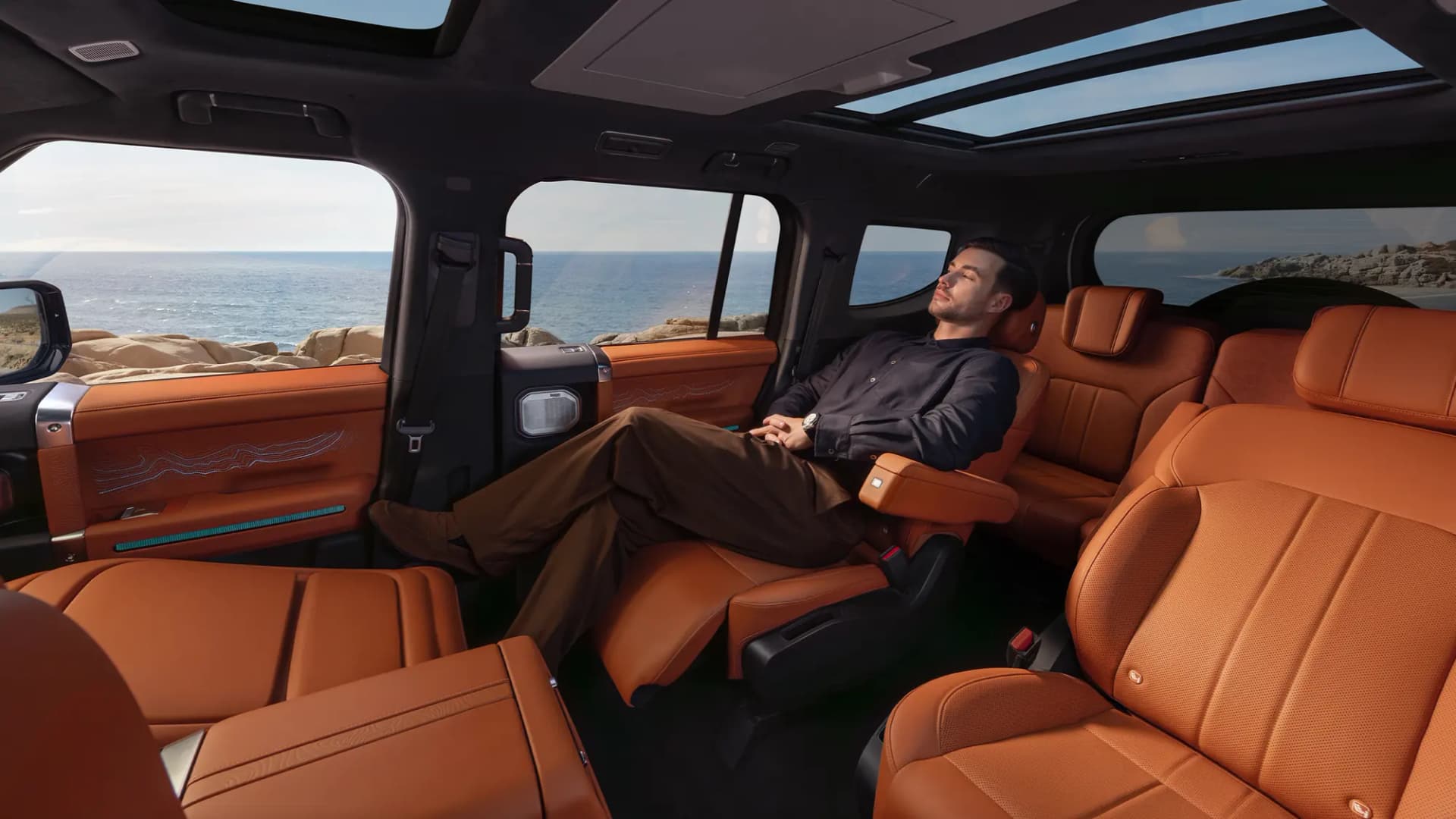JETOUR G700 — Хойд эгнээ — улбар шар
